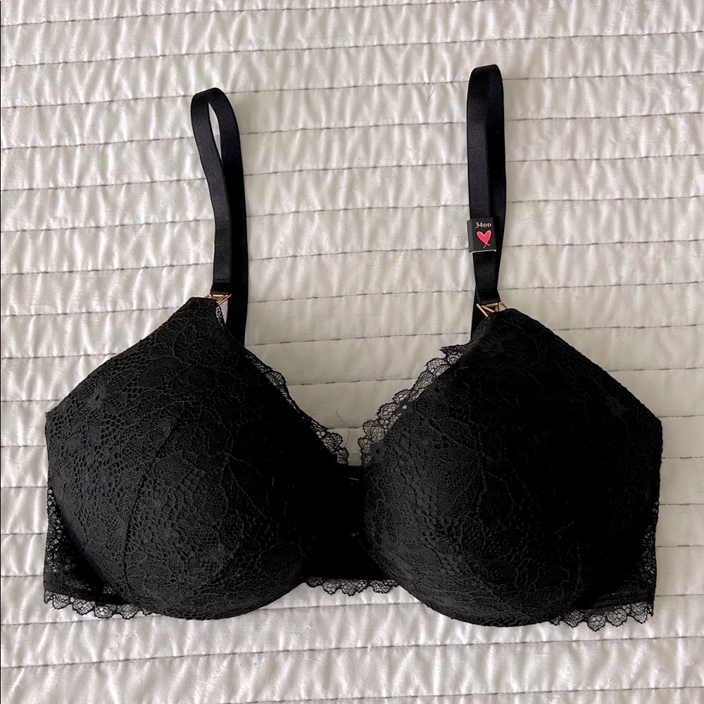 NWT Victoria’s Secret Bra